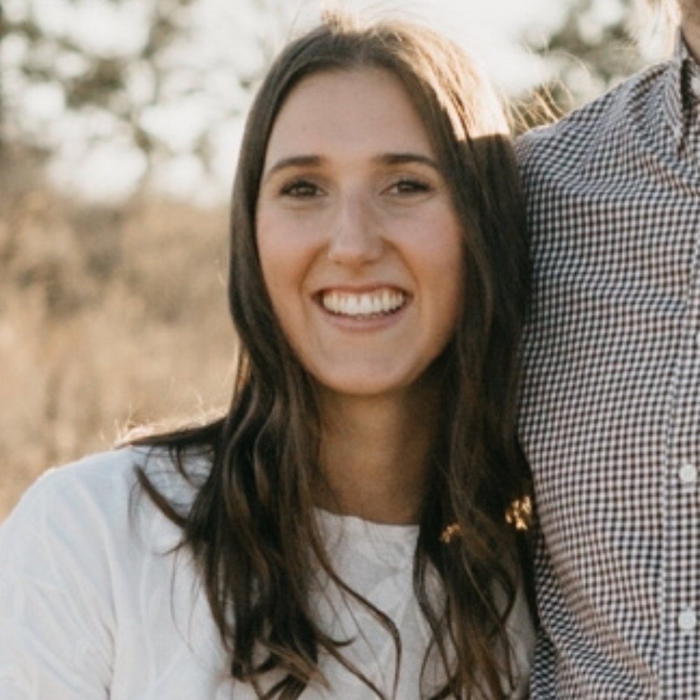 Meet your Posher, Caroline